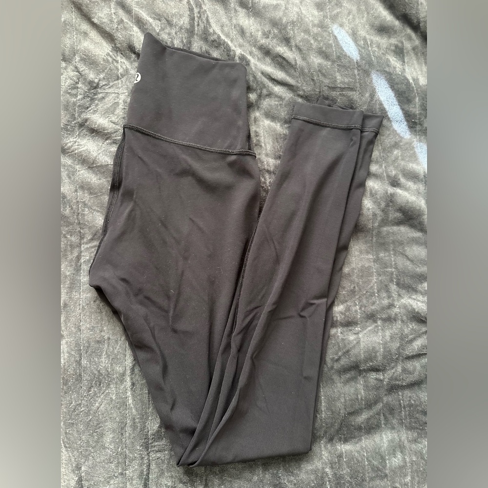 Lululemon mid-rise leggings